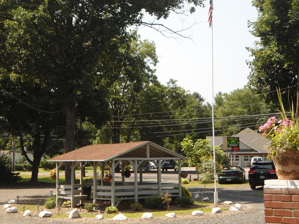 Flower Field Inn And Cottages Stroudsburg Esterno foto