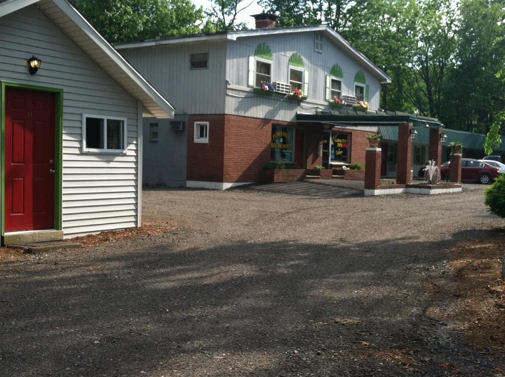 Flower Field Inn And Cottages Stroudsburg Esterno foto